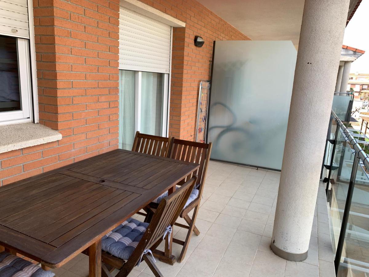 Acogedor Apartamento Con Piscina En Vilafortuny, Камбрильс Экстерьер фото